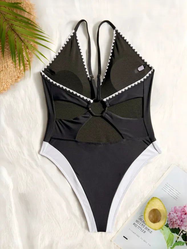 Maillot de bain noir sexy décolleté en V profond