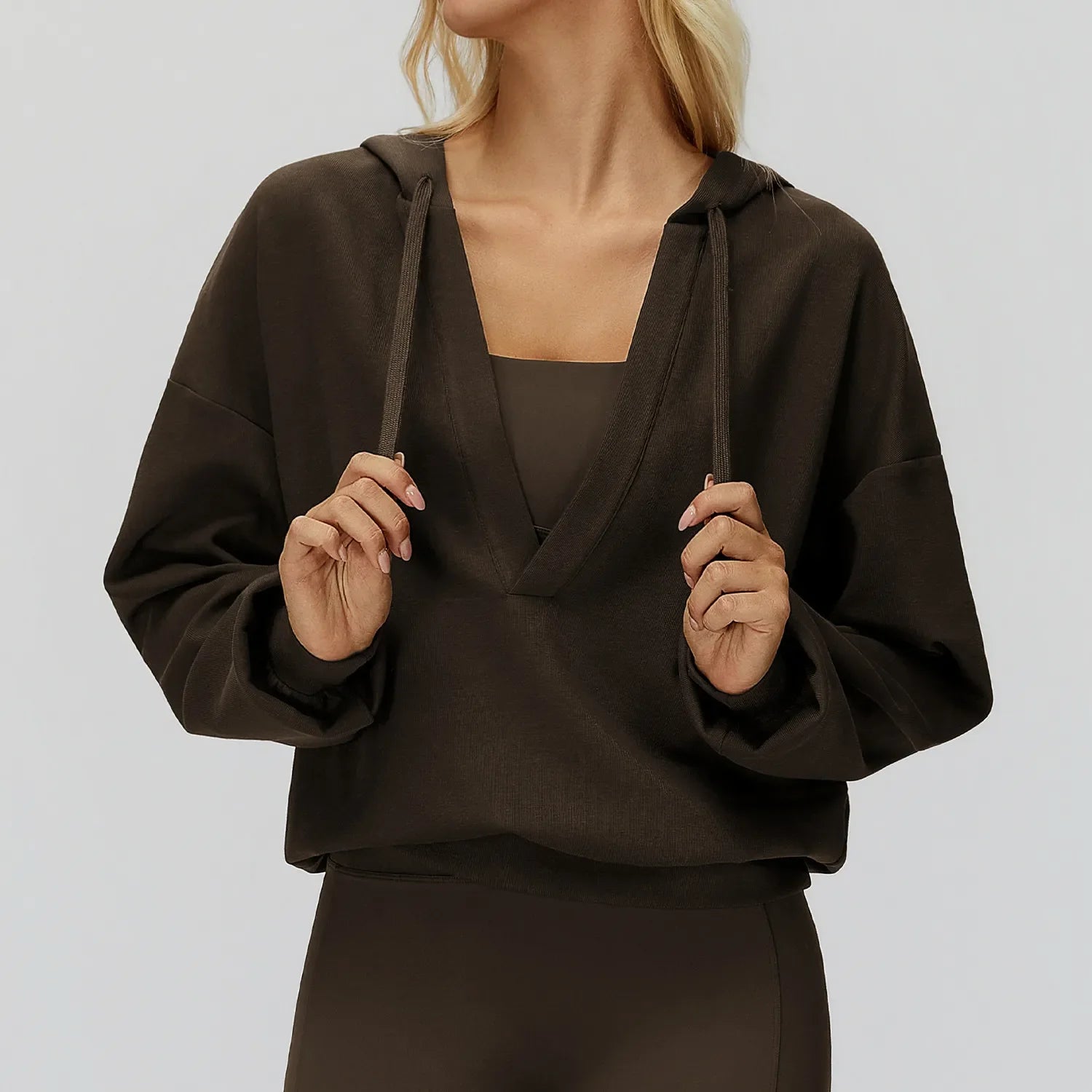 Nouveau sweat à capuche grande taille à col en V profond