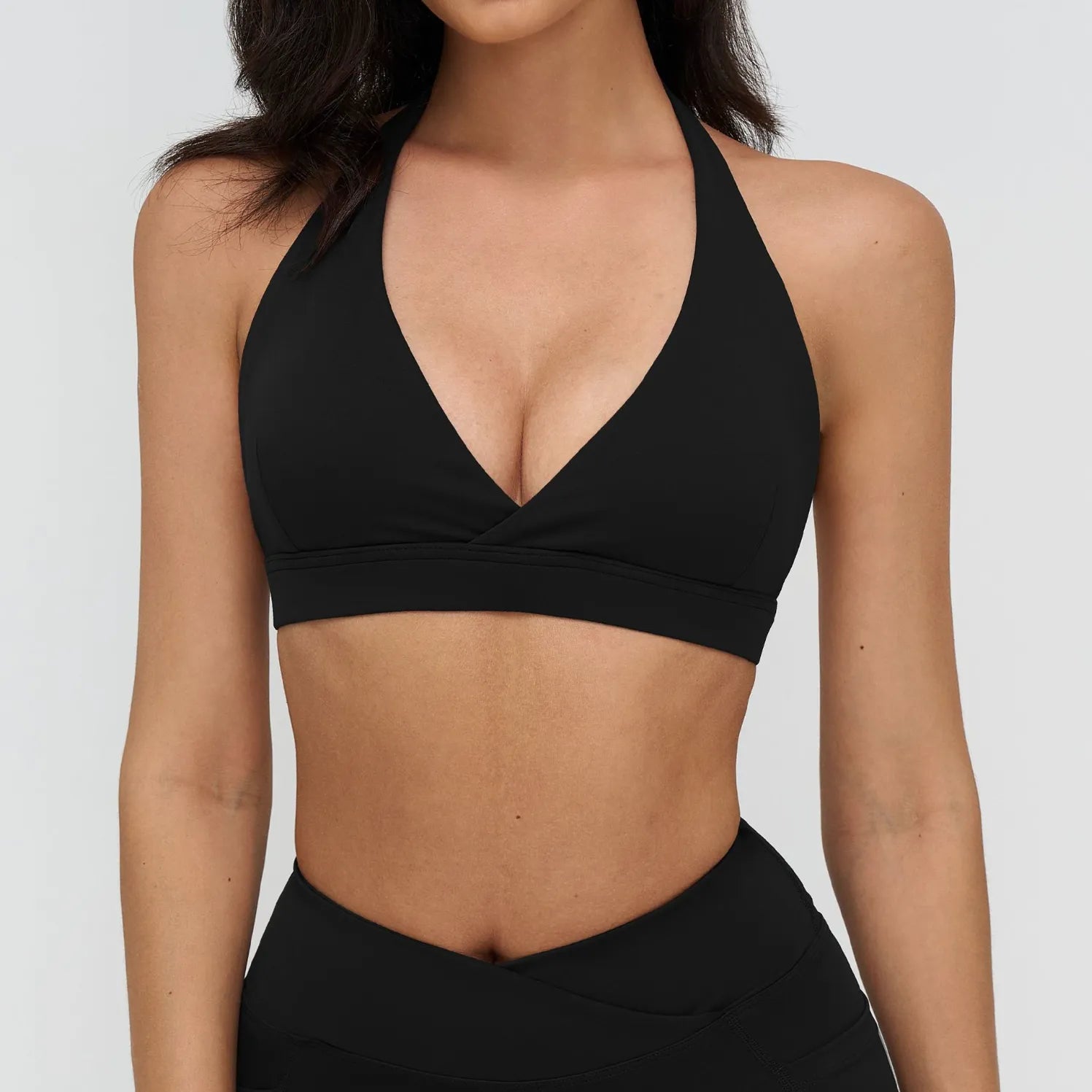 Soutien-gorge de sport de yoga en V croisé